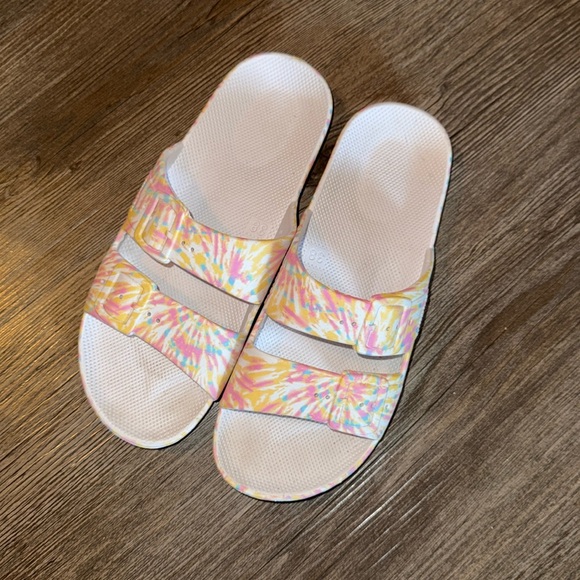 Freedom Moses Shoes - Freedom Moses slides, Size 37/38 (7), Like New, Multi Color